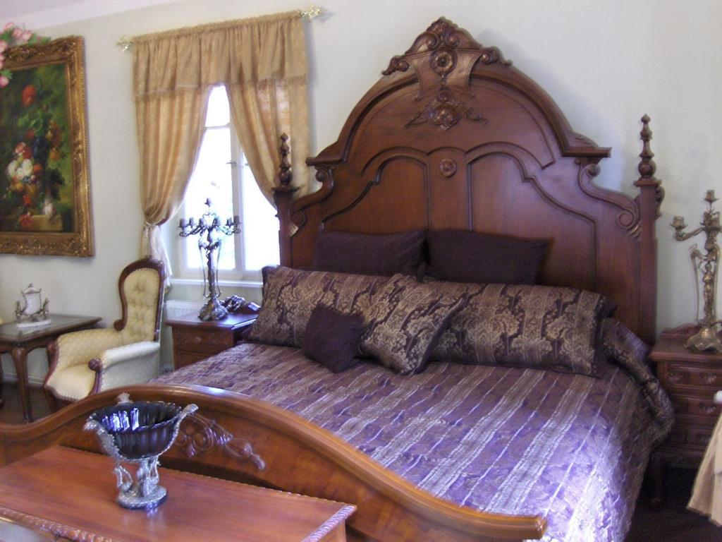 Romantic Chateau Krásná Lípa Стая снимка