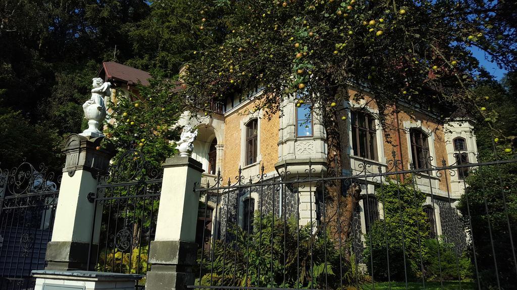 Romantic Chateau Krásná Lípa Екстериор снимка